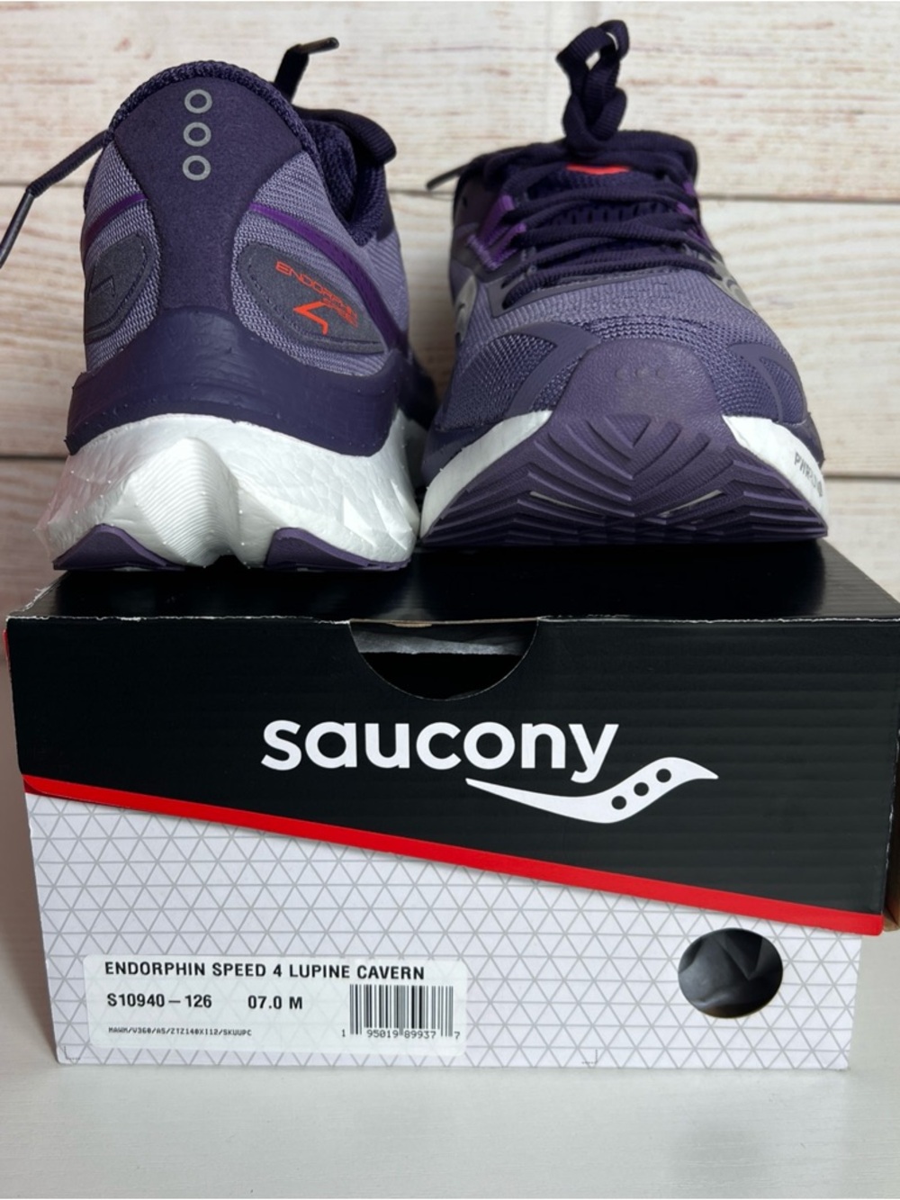 Saucony Endorphin Speed 4 Lavender Purple Running Shoe - Picture 3 of 7